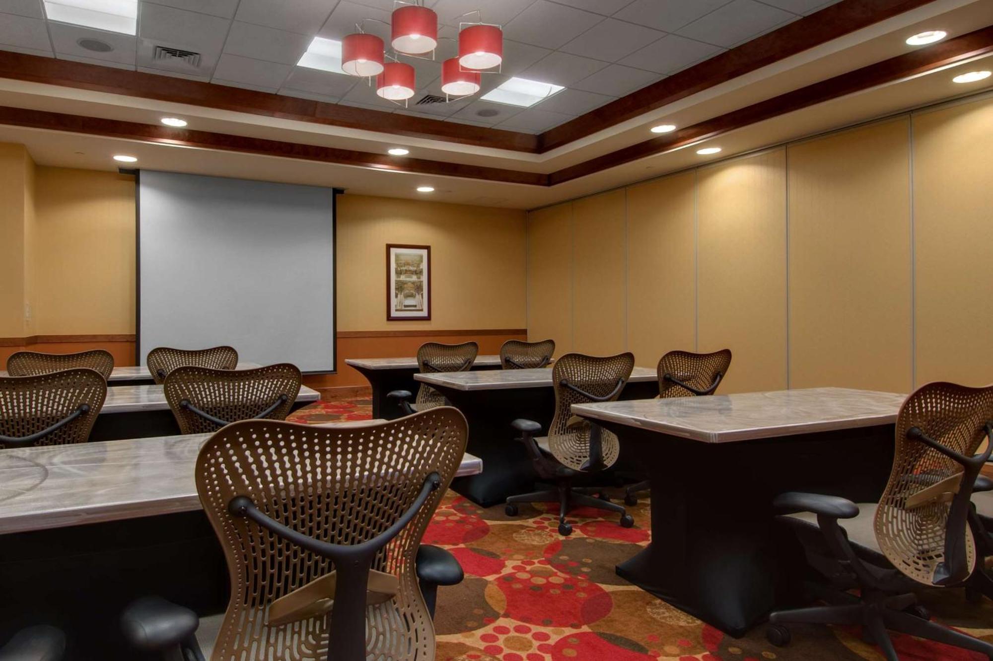 Hilton Garden Inn Milwaukee Airport Obchodní fotografie