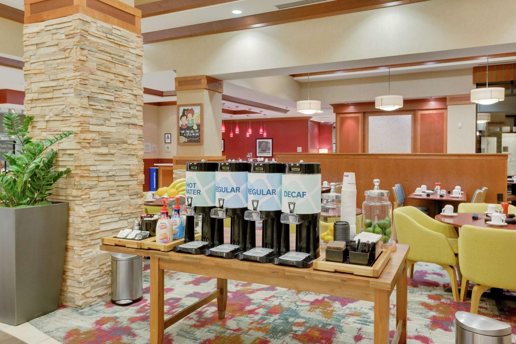 Hilton Garden Inn Milwaukee Airport Exteriér fotografie